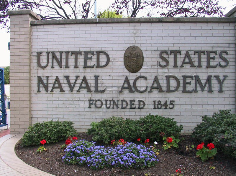 US_Naval_Academy_sign