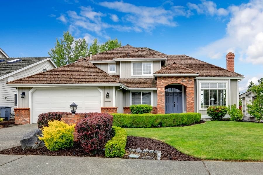 curb appeal is important when selling your home