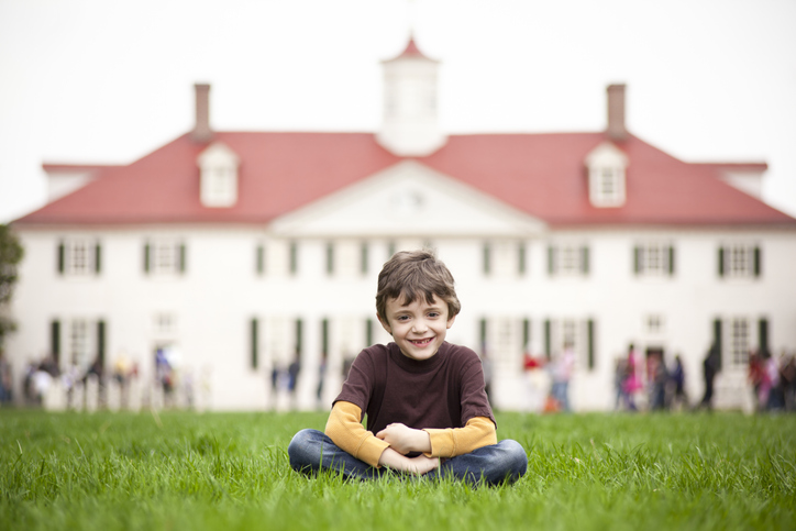 young student on field trip to mount vernon